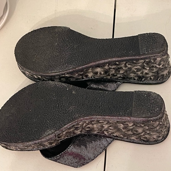 Grazie sandals, size 9.  EUC - Picture 4 of 5